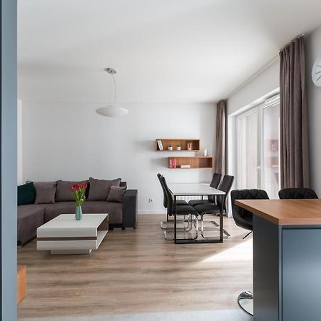 Luksusowy Apartament Przy Targach Poznań Exteriör bild