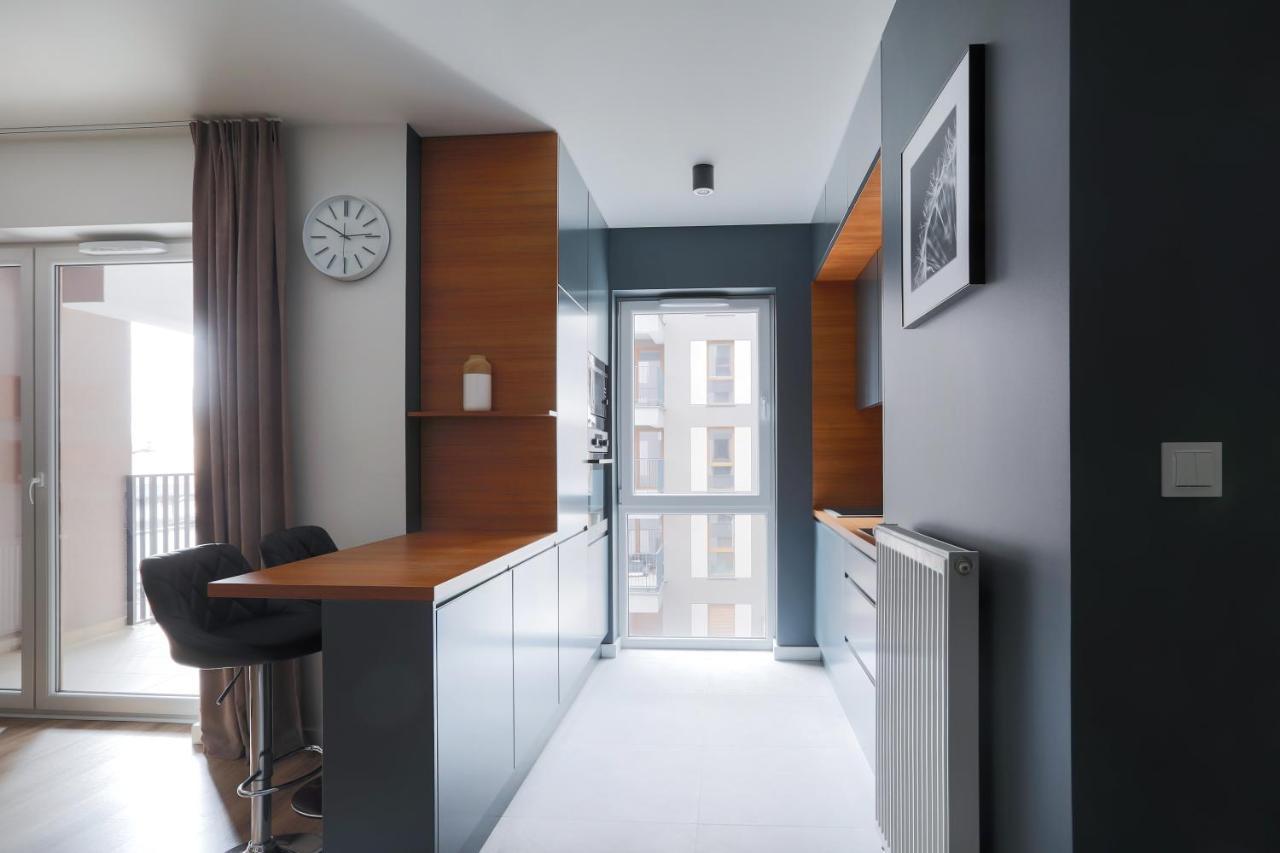 Luksusowy Apartament Przy Targach Poznań Exteriör bild