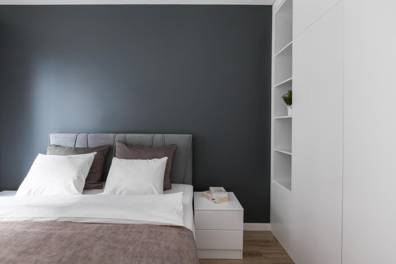 Luksusowy Apartament Przy Targach Poznań Exteriör bild
