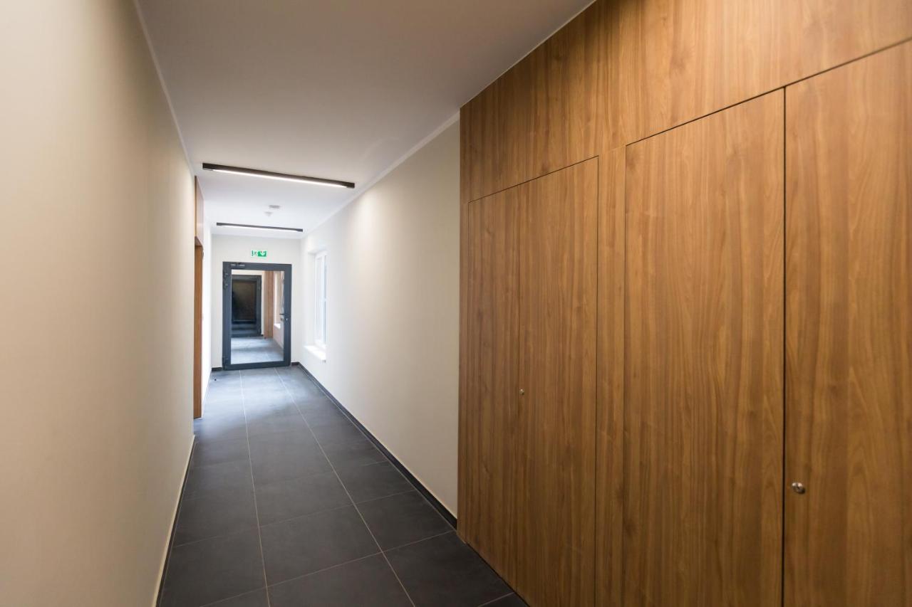 Luksusowy Apartament Przy Targach Poznań Exteriör bild